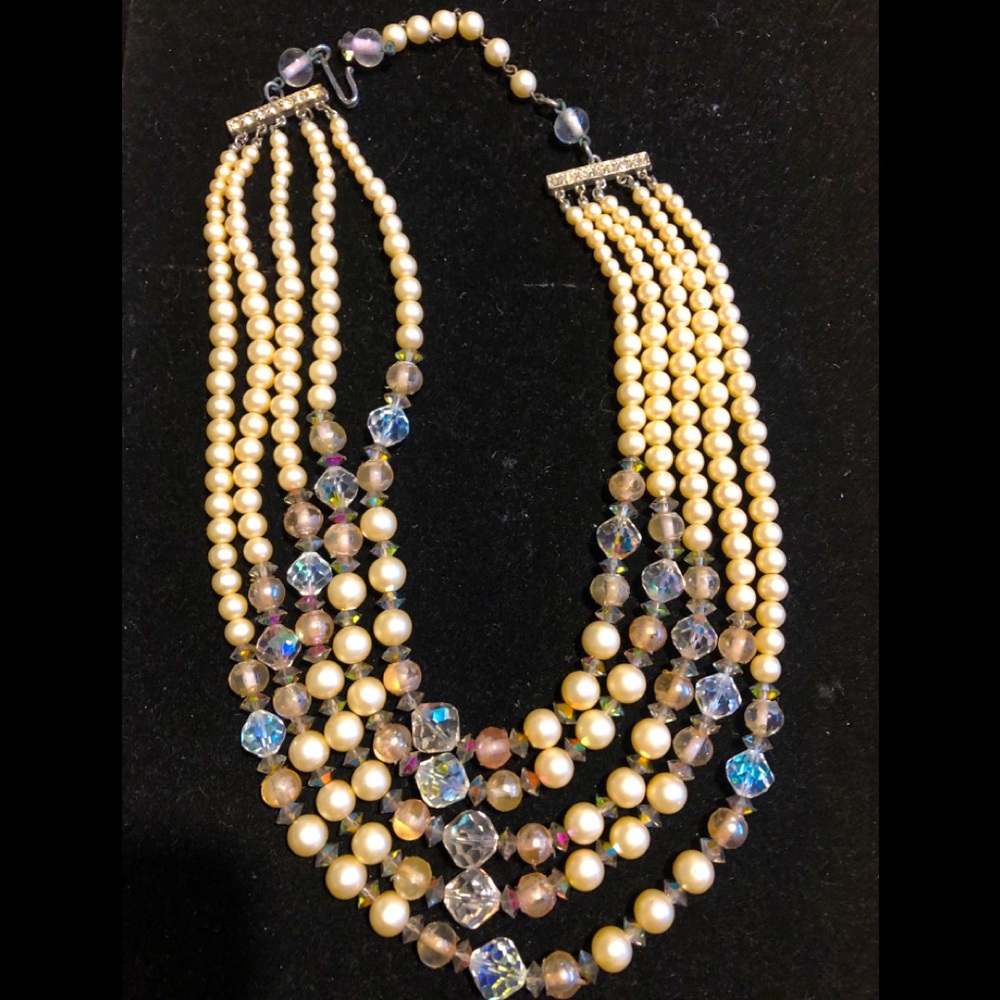 Vintage necklace 8”